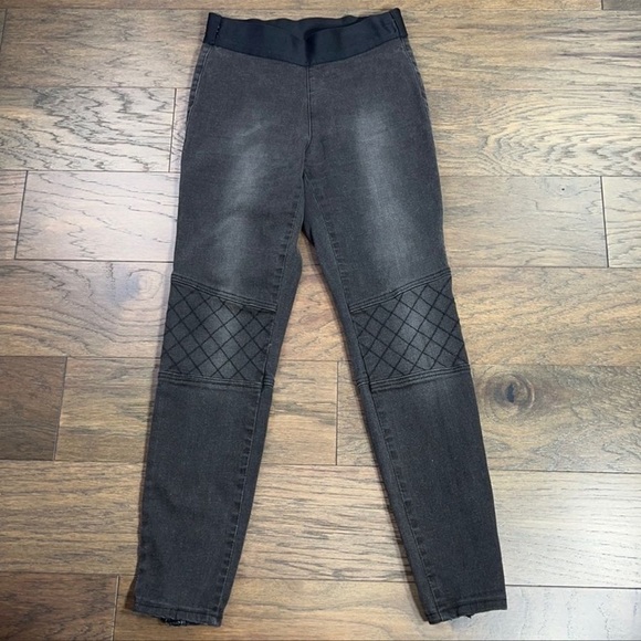 CABI Moto Style Distressed Jeggings Black #516 Sz 6 EUC - Picture 2 of 8